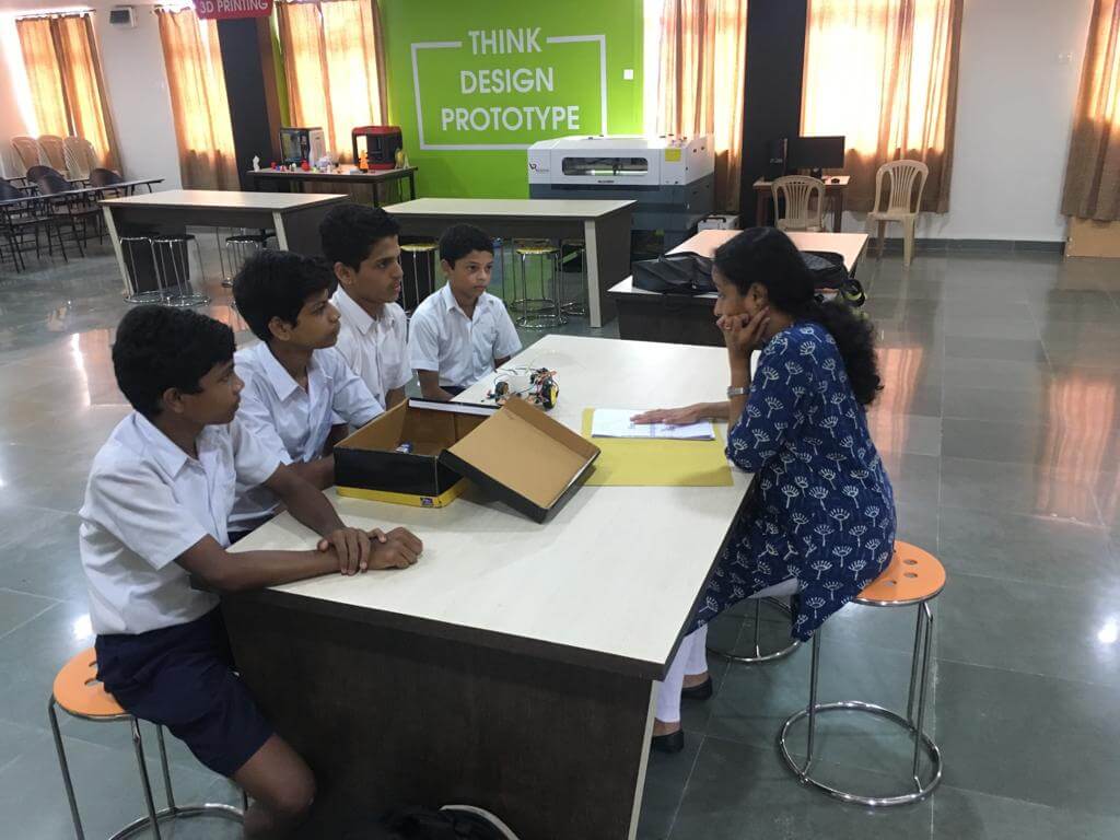 Prototyping Session on Robot Building - Government High School, Morpirla - 23.10.2019