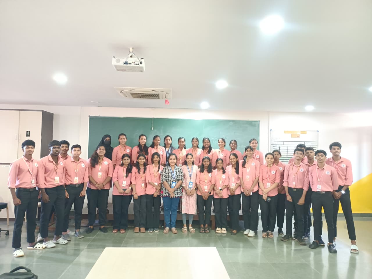 Think Design & Prototype - CES College Cuncolim